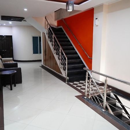 Midtown Hotel Rawalpindi Bagian luar foto