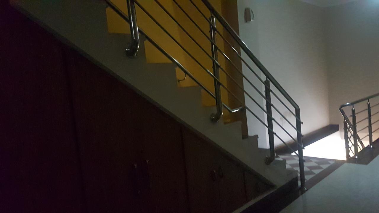Midtown Hotel Rawalpindi Bagian luar foto
