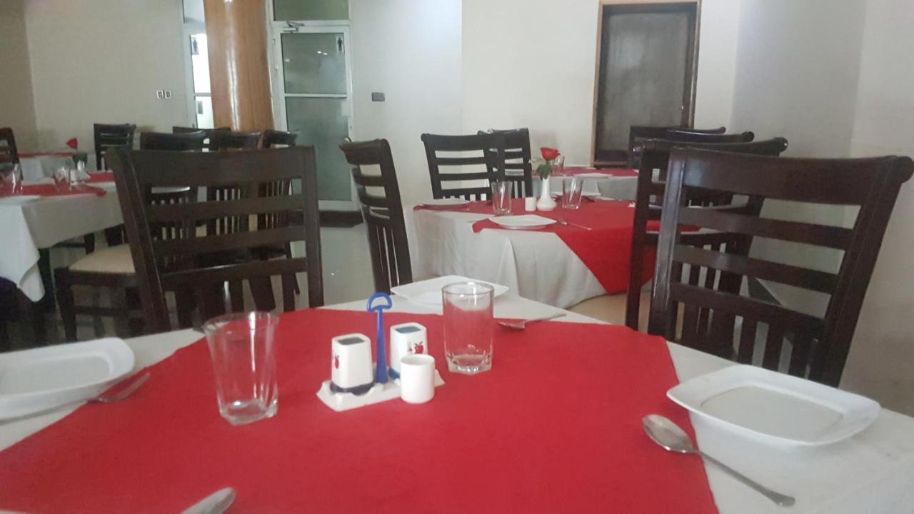Midtown Hotel Rawalpindi Bagian luar foto